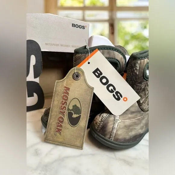 BOGS Mossy Oak Winter Snow WATERPROOF WASHABLE INSULATED Toddler Boots Size 4