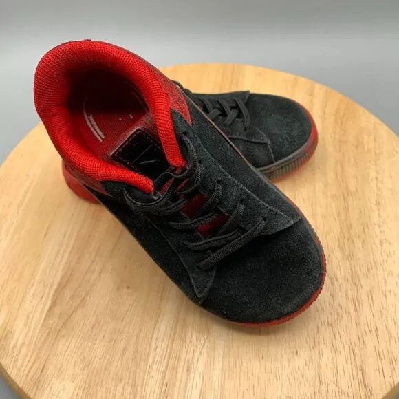 BOYS SIZE 9C Puma Suede Classic The Batman Shoes Black/Red DC Comics