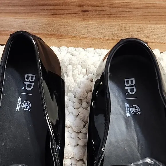 BP BLACK PATENT FAUX LEATHER LOAFERS MENS SIZE 7.5 NWOB