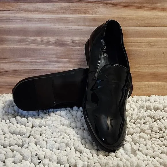 BP BLACK PATENT FAUX LEATHER LOAFERS MENS SIZE 7.5 NWOB
