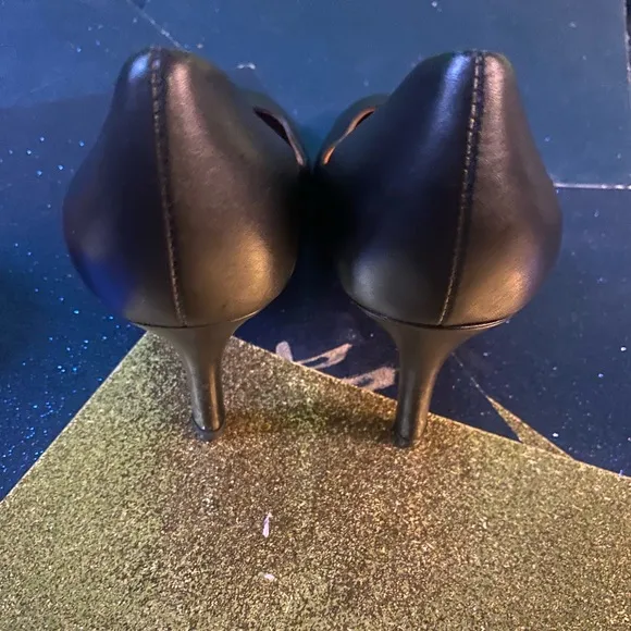 BROOKS BROTHERS BLACK LEATHER STILETTO HEEL Shoes LUX CLASSIC EUC