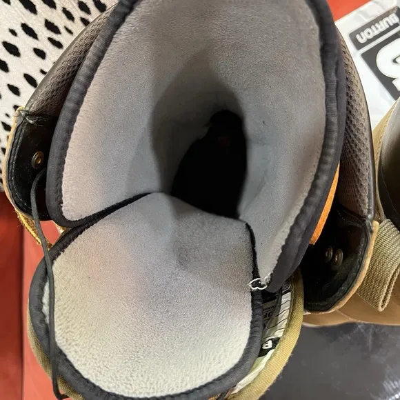 Burton BOXER Snowboard Boots Men's Size 11