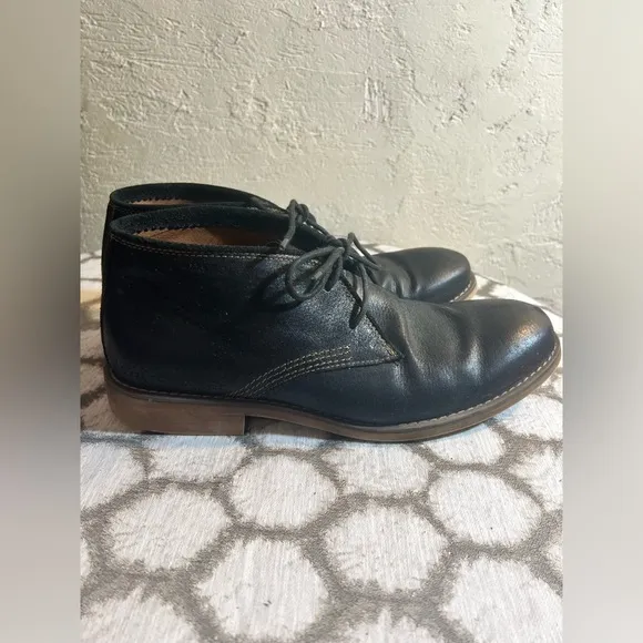 Calvin Klein Men's Black Leather boots, lace tie, sz 13, amazing condition