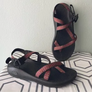 Chaco | Men’s 11 Red Toe Strap Walking Outdoor Sandals