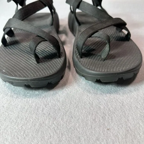 Chaco Sandals Mens 12 Z2 Classic Black Toe Loop Walking Hiking Ankle Strap