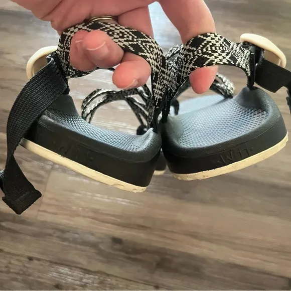 Chaco Sandals Women's 11 ZX/2 Classic Black &amp; White Outdoor Gorpcore