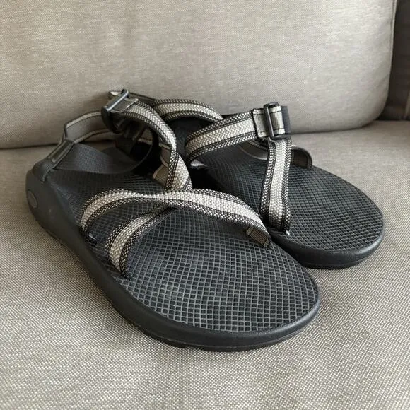Chaco Z/1 Classic Mens Size 12 Gray Black Beach Walking Outdoor Sport Sandals