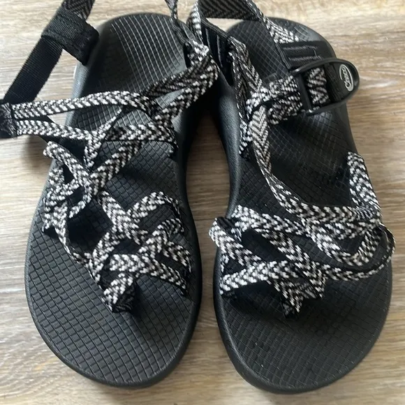 CHACO ZX/2 CLASSIC WOMEN'S SANDALS size 9 strappy chacos walking hiking