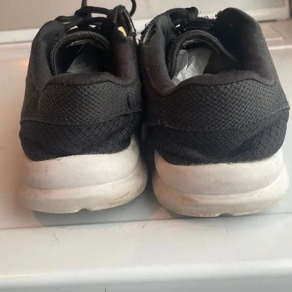 Champion running shoes black sneakers athletic youth boys or girls size 6