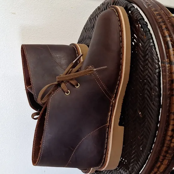 Clarks Brown Chukka Boots Men Size 7 NWT