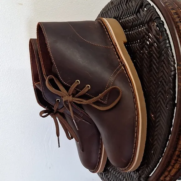 Clarks Brown Chukka Boots Men Size 7 NWT