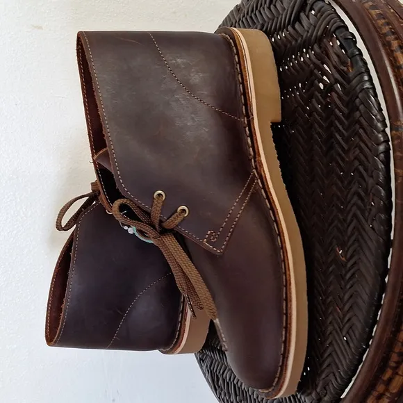Clarks Brown Chukka Boots Men Size 7 NWT