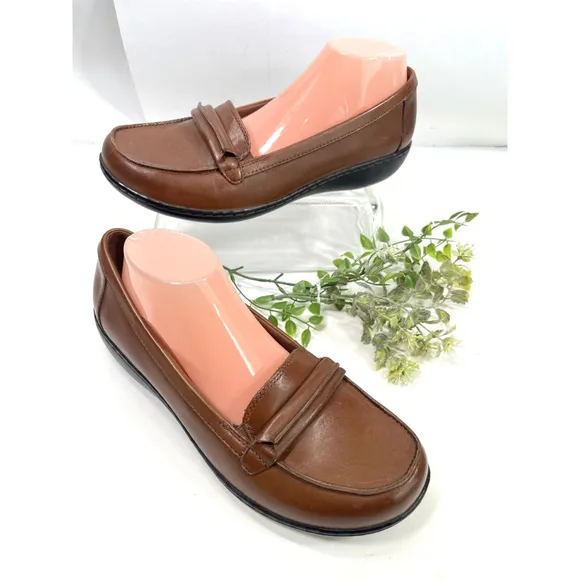 Clarks Collection Ashland Lily Loafer Flat Shoes Brown Leather Slip On 11 W New