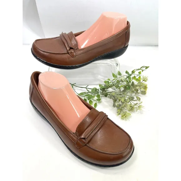 Clarks Collection Ashland Lily Loafer Flat Shoes Brown Leather Slip On 11 W New