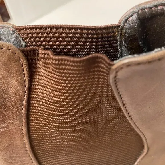 Cloud Nine brown leather Chelsea boots pull on distressed Y2K men 10m
