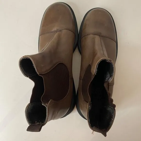 Cloud Nine brown leather Chelsea boots pull on distressed Y2K men 10m
