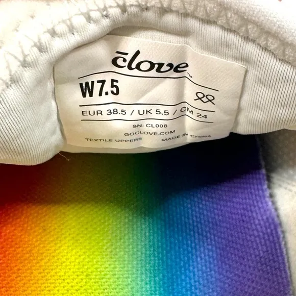 CLOVE Limited Edition Rainbow Soul Classic Sneakers NEW White Size 7.5