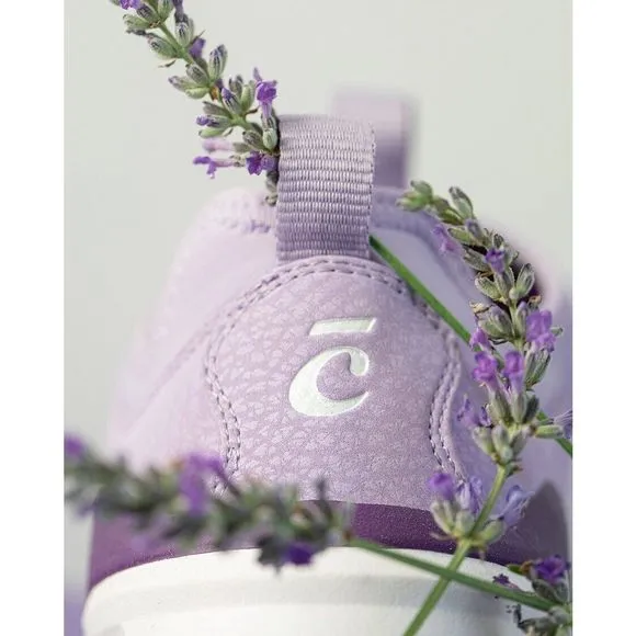 Clove Women’s Classic Core Lavender Size 9.5