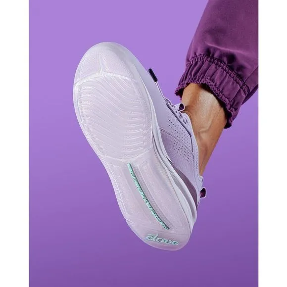 Clove Women’s Classic Core Lavender Size 9.5