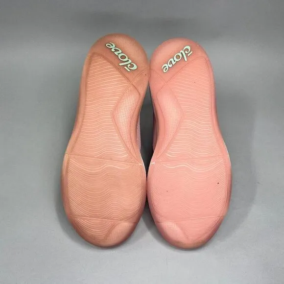 Clove Women's Size 6.5 Classic Nursing Shoes