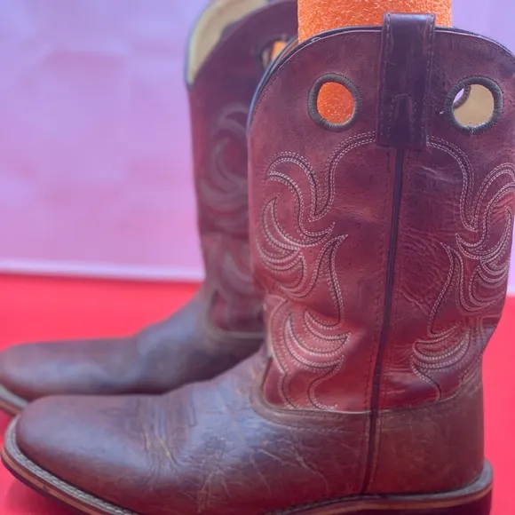 Cody James  men 6 cowboy boots