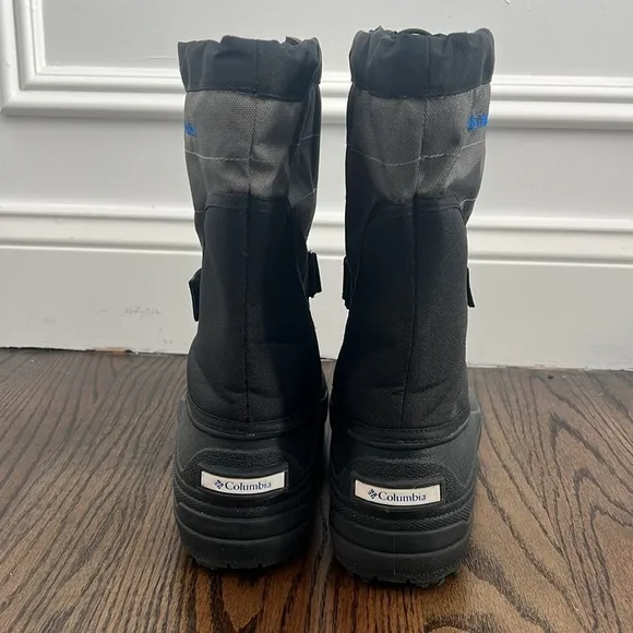 Columbia Powderbug Snow Boots Size 6 Big Kid NEW