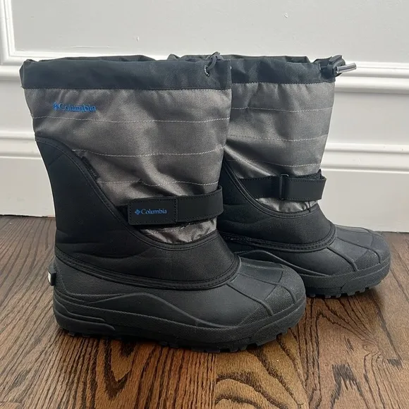 Columbia Powderbug Snow Boots Size 6 Big Kid NEW