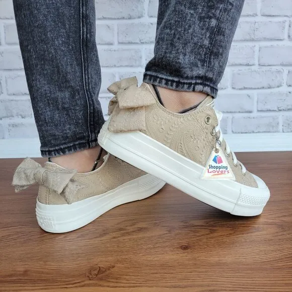 ❤️❤️Converse Chuck Taylor All Star Lift Bow 10 Women's Shoes Embroidered A10246C
