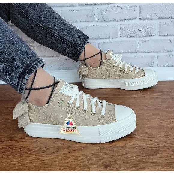 ❤️❤️Converse Chuck Taylor All Star Lift Bow 10 Women's Shoes Embroidered A10246C