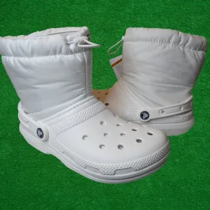 Crocs Classic Lined Neo Puff Boots White Unisex Size Men 6/ Women 8