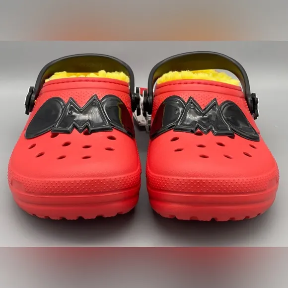 Crocs Classic Lined Red Clogs Shoes Disney Mickey Mouse 208104-063 Sz J4, J5 NEW