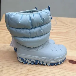 Crocs Kids' Kids' Classic Neo Puff Boot size 11