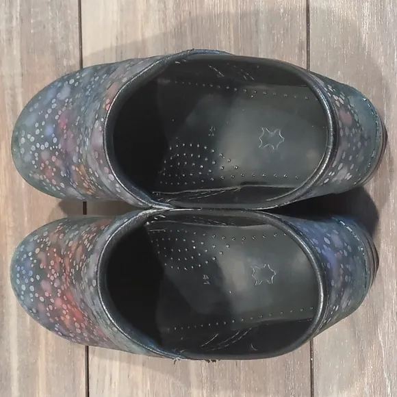 Dansko clogs mules shoes  sz 42 US 11.5-12