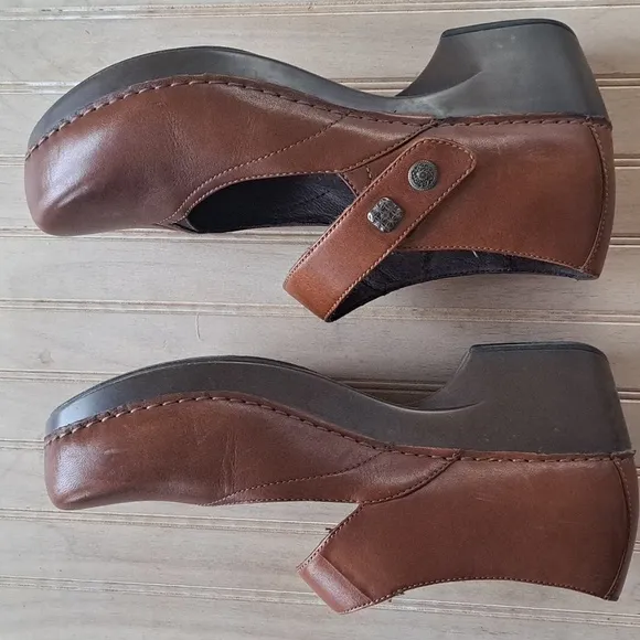 Dansko Cordovan Burnished Full Grain  Leather Mary Jane Clogs Comfort Sz 41