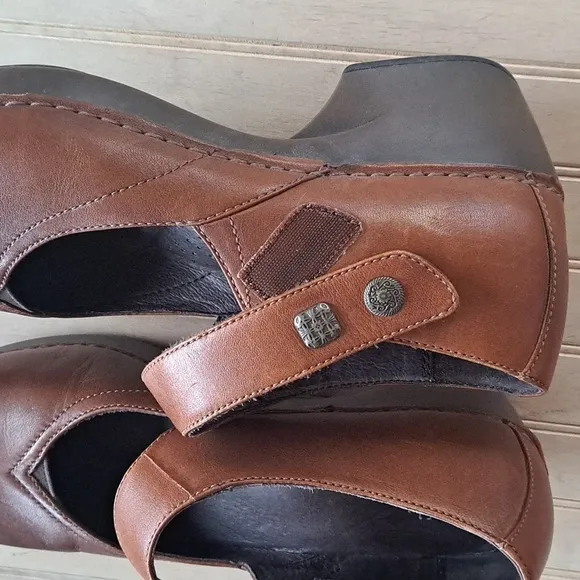 Dansko Cordovan Burnished Full Grain  Leather Mary Jane Clogs Comfort Sz 41