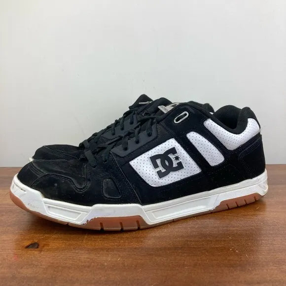DC Shoe Co USA Stag Shoes Black White Suede Skateboard 320188 MEN’s Size 14.