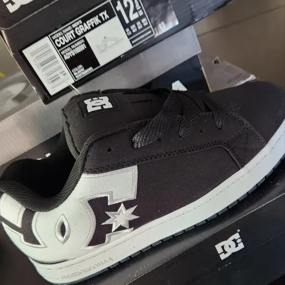 DC Shoes- Men's Court Graffik Shoes - Size 12