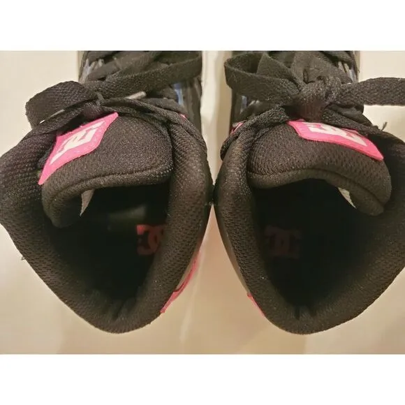 DC Shoes Youth Size 5 Pink Black Skateboard Shoes GREAT CONDITION