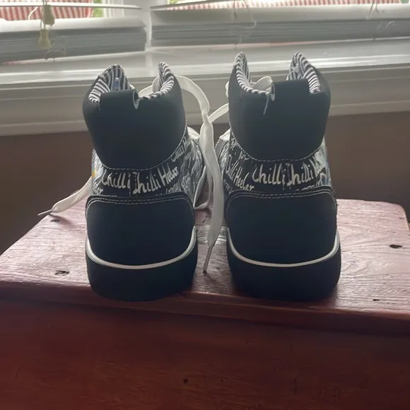 Disney Bluey Men's High Top Sneaker size 11.5