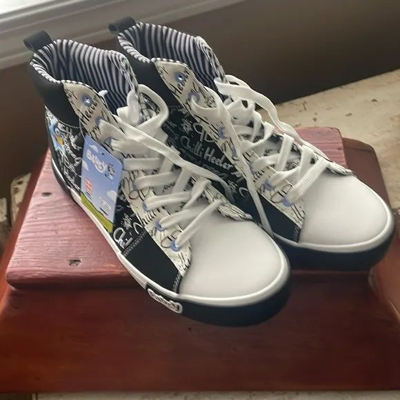 Disney Bluey Men's High Top Sneaker size 11.5