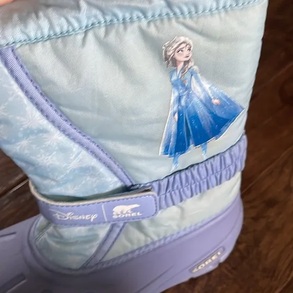 Disney Sorel youth Flurry Elsa Frozen 2 Snow Boots Size 1