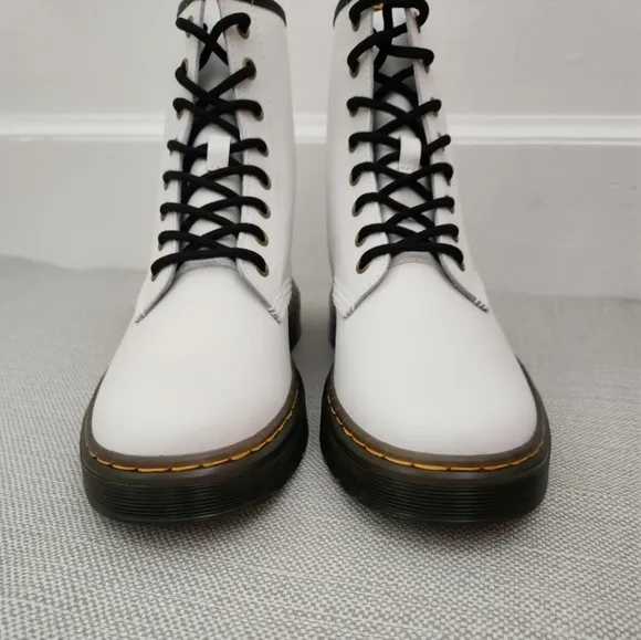 Doc Dr Martens Zavala White Leather Boots Airwair Combat Women 9 Men 8 unisex