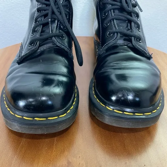 Dr. Martens 1460 8 Eye Men 8 Women’s 9 Black Lace Up Punk Grunge Combat Boots