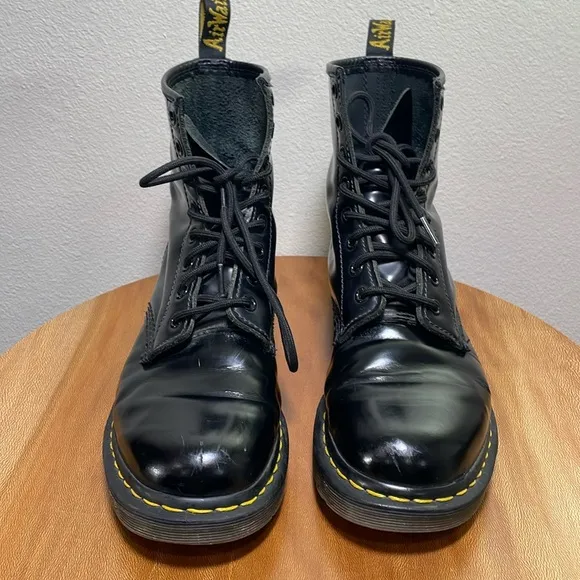 Dr. Martens 1460 8 Eye Men 8 Women’s 9 Black Lace Up Punk Grunge Combat Boots