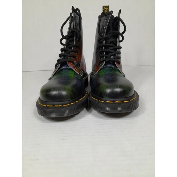 Dr Martens 1460 Tartan Plaid 8-Eye Black Blue Green Red Boots Women Sz 7 Men 6
