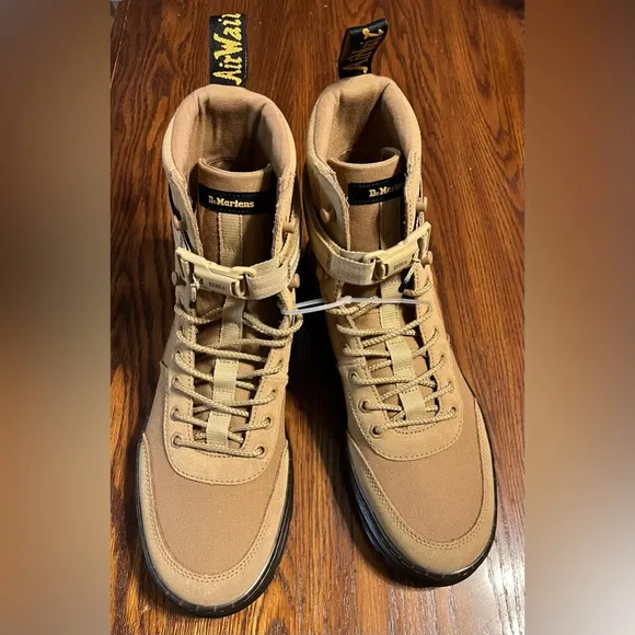 Dr. Martens Combs Tech Boots Tan Beige - LA004 - Men Sz 10 / Women Sz 11 - NEW