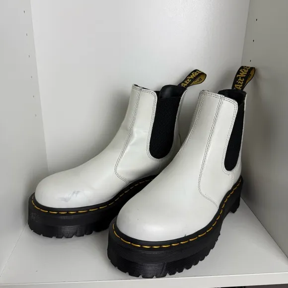 Dr. Martens - Leather Platform Chelsea Boots - Size EU 39