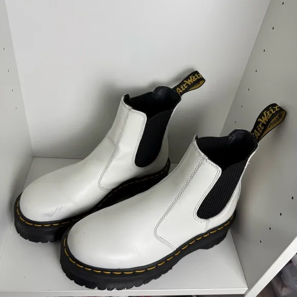 Dr. Martens - Leather Platform Chelsea Boots - Size EU 39