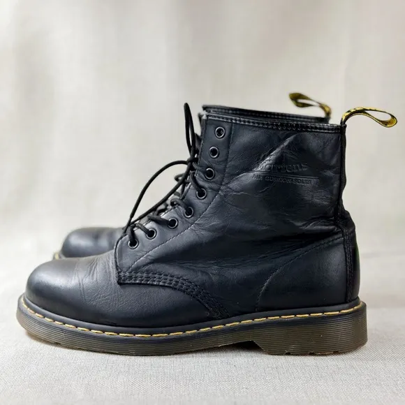 Dr. Martens Originals Black Leather Men's Combat Boots, Size US 9