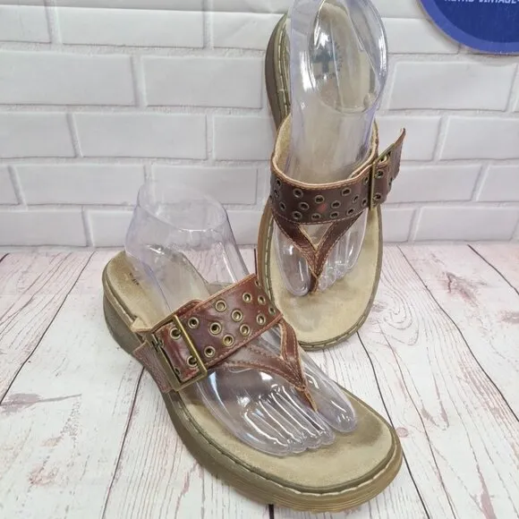 Dr Martens Sandals Womens 8 Eartha Slip-on Strappy Buckled grommet comfort beach